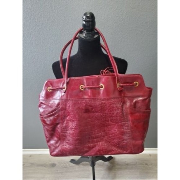 Charles David Red Alligator Leather Hobo Bag Purse Travel Overnight Drawstring - Picture 6 of 16